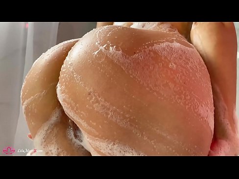 ❤️ Bruneta masturbuje kundu vibrátorem až k intenzivnímu orgasmu ve sprše ️ Šukání u cs.milfnut-net.ru ❌